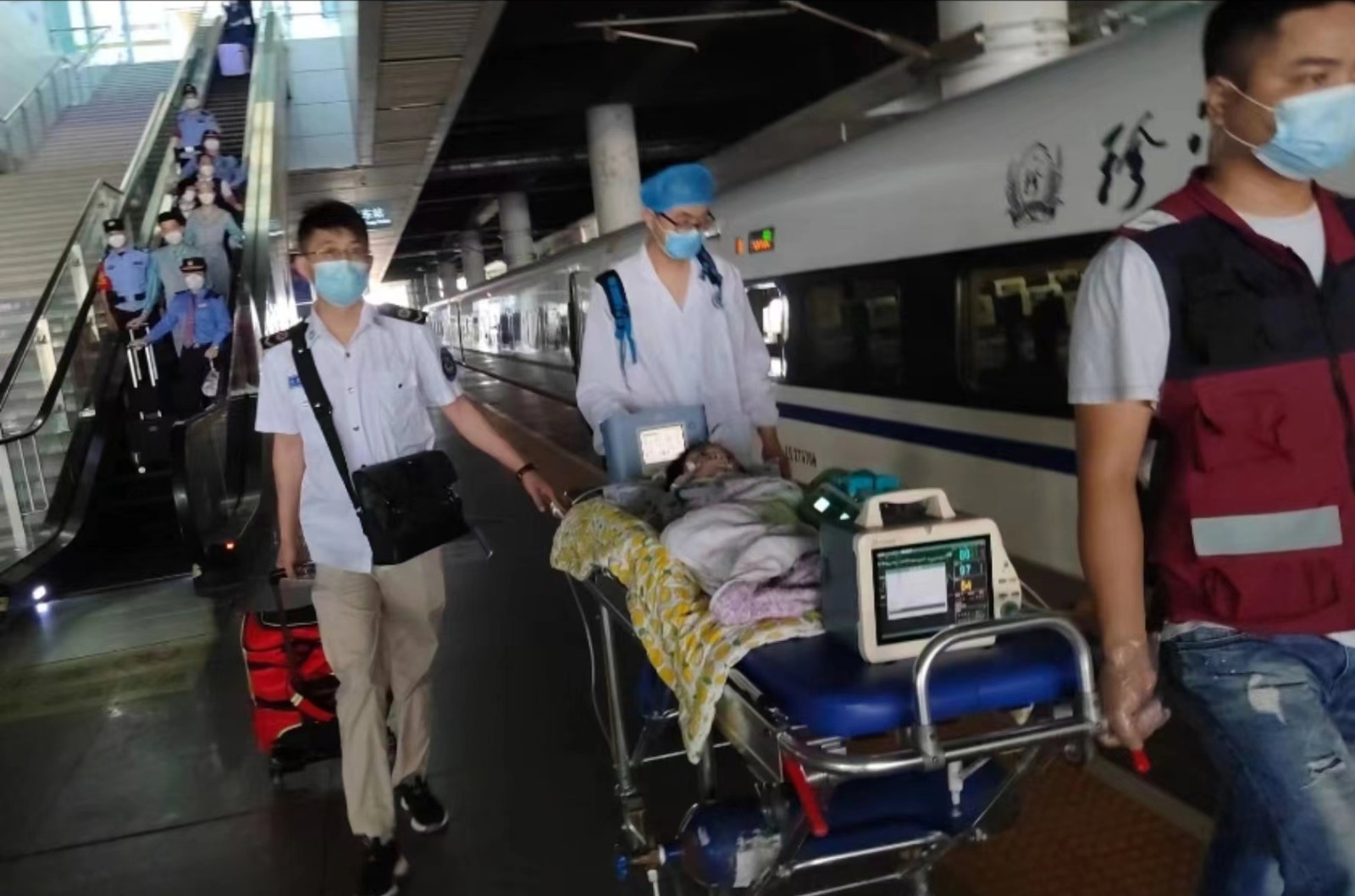 平邑县高铁转运公司